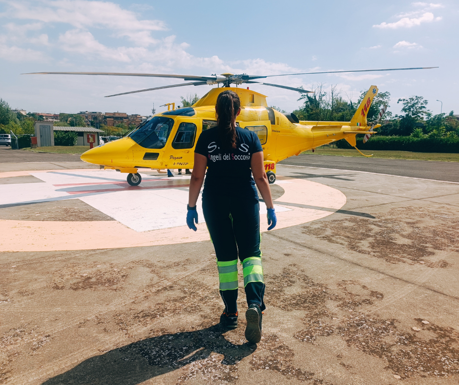 infermieri soccorso ambulanza su roma in emergenza